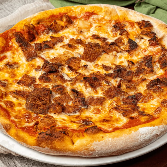 Chicken Parm Vodka Pizza (Large - 8 Slices 16").